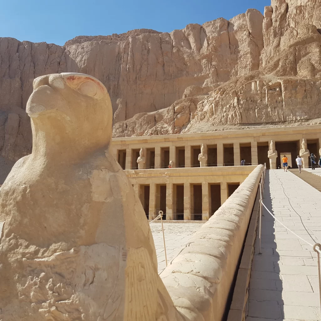 Luxor west bank tour