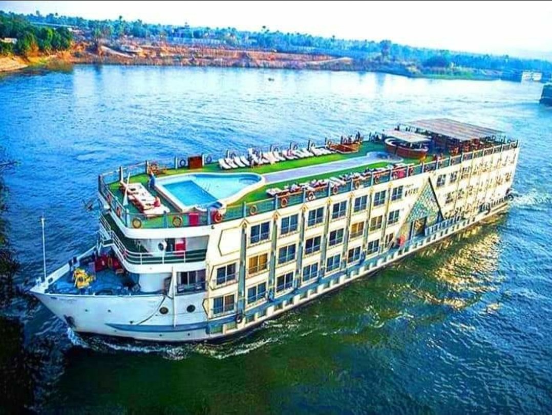 cairo cruise nile river