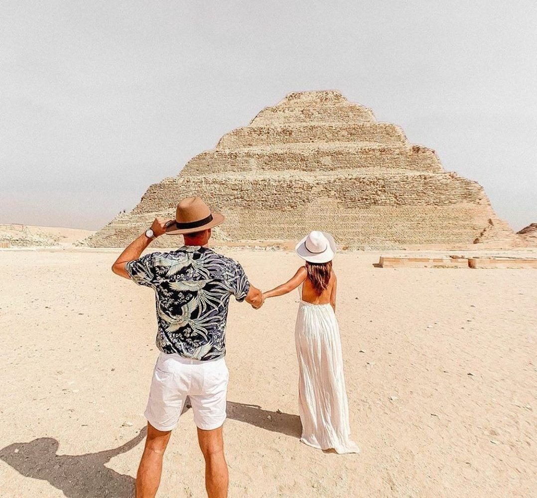 Giza Pyramids Memphis Saqqara with a Tour Guide